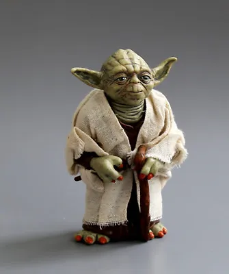 Star Wars 8 Master Yoda PVC Figure Toys Movable Statue Doll 12cm Collectible • £10.99