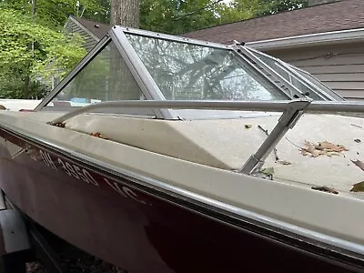 Mark Twain 1977 200v Boat Windshield. Complete • $250