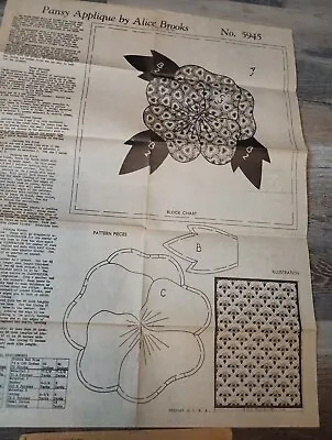 1938 Vtg . Quilt Pattern Block Alice Brook Mail Order Pansy Flower No. 5945 A-55 • $12.99