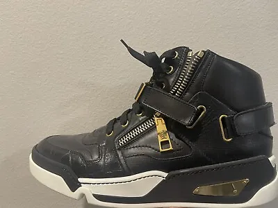 Versace High Top Black And Gold Leather Sneakers Size 42 • $320