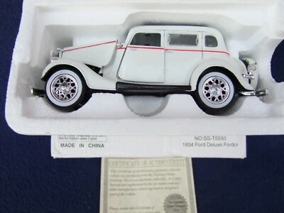 £29.95 • Buy Ford V8 Fordor Sedan 1934 White 1/32 Scale - Signature For NMMM BOXED