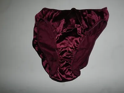 VTG Delicates Vassarette Second Skin Burgundy Bikini Panties M • $74.99