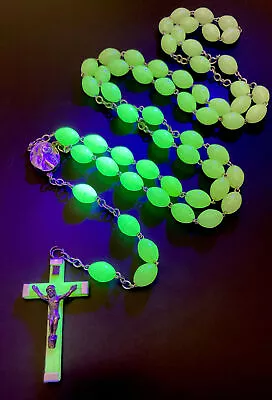 Vintage Catholic Glow In The Dark 5 Decade 30” Habit Rosary • $16.99