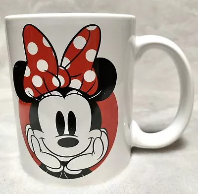 Disney MINNIE MOUSE DOT COUTURE 12oz White Ceramic Coffee Cup Mug Preowned • $14.99