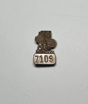 1958 Indianapolis 500 Bronze #7109 Pit Badge Jimmy Bryan Belond GeorgeSalih Offy • $75