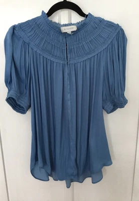 $25 • Buy Witchery Blue Gathered Top Size 8
