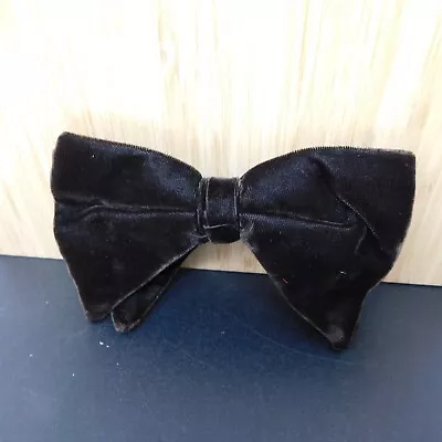 VTG 1970s Mens Brown Crushed Velvet Bowtie Clip On Bow Tie • $10.50