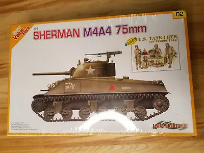 Cyber Hobby Sherman M4A4 75mm With Crew 1/35 Boxed MISB • $45