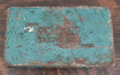 Vintage Green Metal Pocket Tackle Box • $19.99