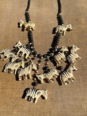 🦓 RAD Vintage Wooden Zebra Necklace Statement Carved Kitsch Africa Miss Frizzle • $35