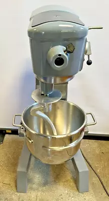 HOBART 30 QT Dough Mixer - Pizza Bakery Restaurant D300 115 Volt  Single Phase • $3495