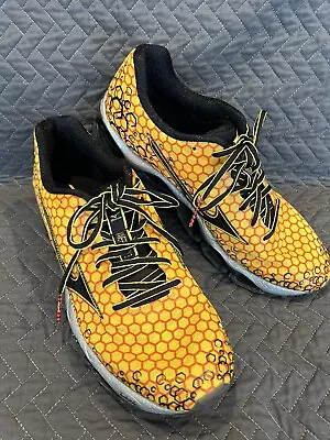 Mizuno Wave Prophecy 3 Mens Sz 10 Black Yellow Running Shoes Sneakers Honeycomb • $74.95