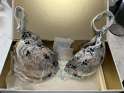 LAPERLA Hand-Embroidered Lace Bra Italy.  Still In Original Box With Tags. 36D • $69