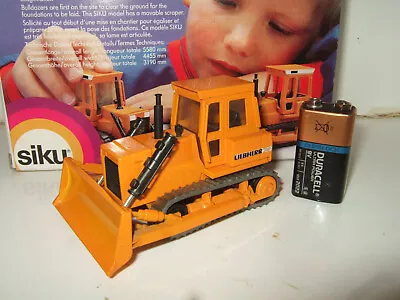 Siku 2529 Bulldozer For Liebherr  Diecast Model In 1:55 Scale • £27.85