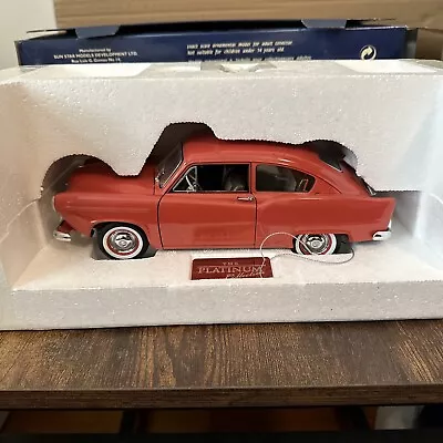 Sun Star Platinum 1951 1/18 Kaiser Henry J Red Diecast • $70