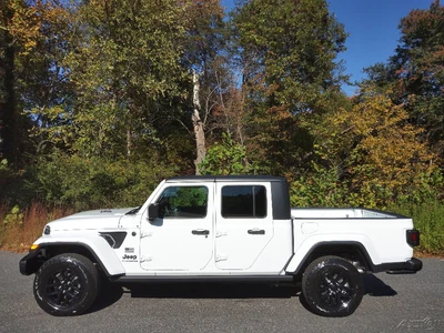 $49990 • Buy 2023 Jeep Gladiator Freedom