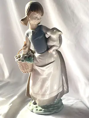 Vtg Lladro Girl With Basket & Lamb Sheep Figurine Mint Condition  - Free Ship • $75