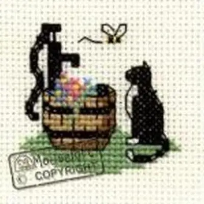 £2.38 • Buy Mouseloft Mini Cross Stitch Kit - Cat At Waterpump, Stitchlets Collection