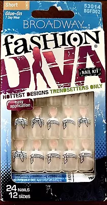 Broadway Fashion Diva Short Nails Musical Notes • $9.95