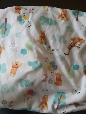 Disney Baby Classic Winnie The Pooh & Friends  Crib Sheet Pre-owned  • $11.39