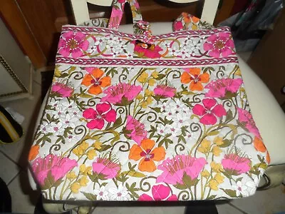 Vera Bradley Toggle Tote In Tea Garden • $25