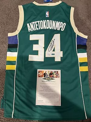 Giannis Antetokounmpo Milwaukee Bucks Signed Jersey COA - Amazing Item Full Sig • $349