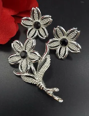 VTG Sarah Coventry Silvertone Flower Black Rhinestone Brooch Clip Earrings Set • $18