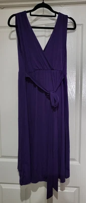 $7.50 • Buy Purple Euc Size 14 Maternity/breastfeeding V Neck Dress.