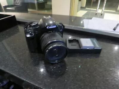 Canon EOS 450D Rebel XSi 12.2 MP Digital SLR Camera  Efs 18-55mm  Lenses • $310