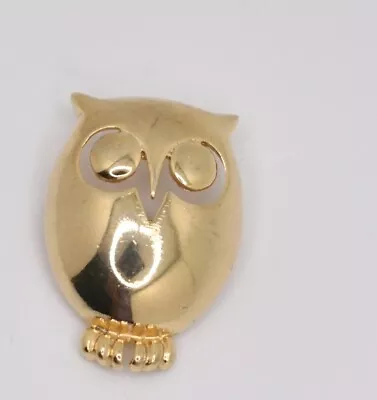 Vintage Retro Owl Pin 1960s Gold Tone Brooch Bird Estate Jewelry • $1.99