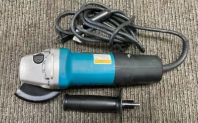 Makita 9557PB 120V 114mm Angle Grinder • $54.99