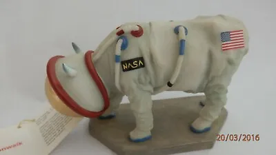 COW PARADE MEDIUM - V. RARE  MOOOONWALK (NASA)  Chicago U.S.A. 2000. Mint 9120 • £90