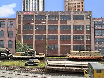 TRACKSIDEFLATS #101b     HO Scale ABANDONDED BUILDING #1 • $15.49