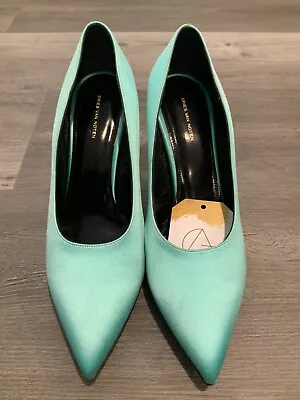 Dries Van Noten Light Blue Satin Pointed Toe Heels Size 7 (US) 37 (IT) • $43.20