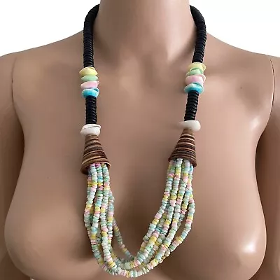 Vintage Chunky Shell Necklace Barrel Closure Multicolored • $45
