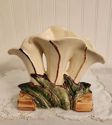 McCoy USA Planter Vase  Cream White 3 Horned Trumpet Flower Tulip Lily - 7” Tall • $58