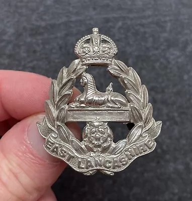 4/5th Lancashire Regiment Erased Scroll Original Cap Badge On Lugs • £45