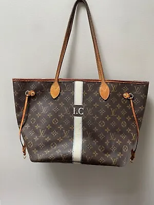 $380 • Buy Louis Vuitton Authentic Neverfull MM Monogram Tote Bag