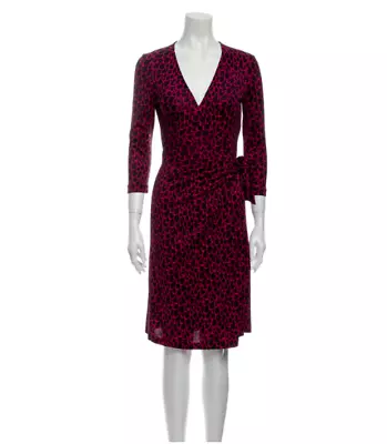 Diane Von Furstenberg DVF Dress Pink Black  Raspberry Wings Wrap 100% Silk Sz 4 • $34.94