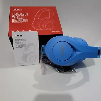 Wireless Bluetooth Over The Ear Headphones - Blue • £14