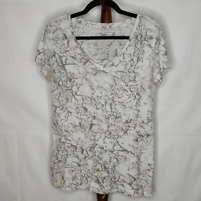 Mossimo Women's Size M T-shirt Multicolor Tan Print V-neck Short Sleeve 1 Pocket • $17.91