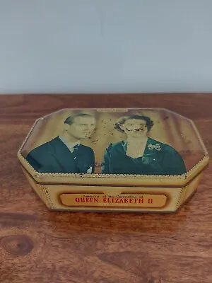 Vintage Queen Elizabeth II - June 2nd 1953 Coronation Souvenir Tin 8th Rare  • £3