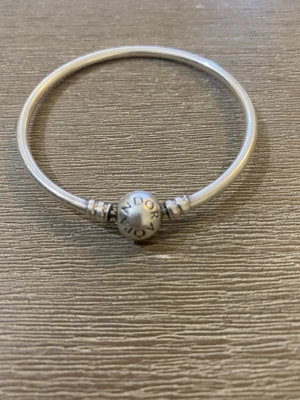 $30 • Buy Pandora Moments Silver Ball Clasp Bangle - Authentic 925 Genuine Small Size
