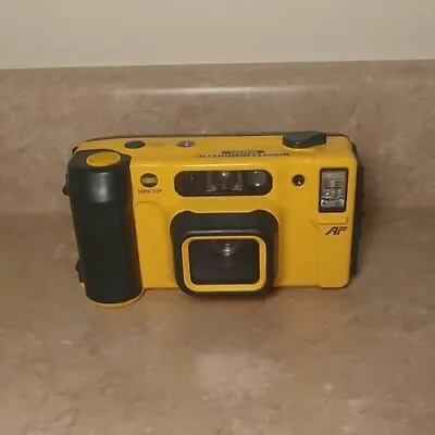 MINOLTA Weathermatic Dual 35 Underwater Film Camera VTG • $35