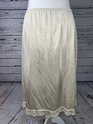 Vintage Vanity Fair Women's Half Slip W/Lace Petticoat Plus Size XXXL • $34.99