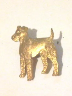 VINTAGE ENGLISH MADE  LAKELAND WELSH TERRIER DOG  PIN BROOCH BADGE Gold Plate • $13.25