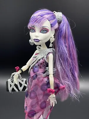 £29.50 • Buy Monster High Spectra Vondergeist 'Dot Dead Gorgeous' Collection - Pristine!