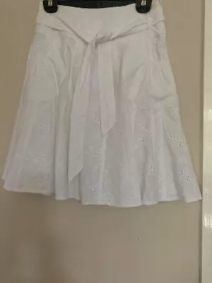 £6 • Buy Bay Trading White Embroidery Anglaise Skirt Size 6 New Without Tags