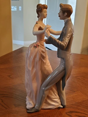 $105 • Buy Lladro Couple Dancing  Anniversary Waltz  #1372 Made In Spain Vintage 1978