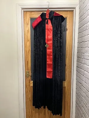 Men's Fancy Dress Devil's Cape/Cummerbund/Medal • £10